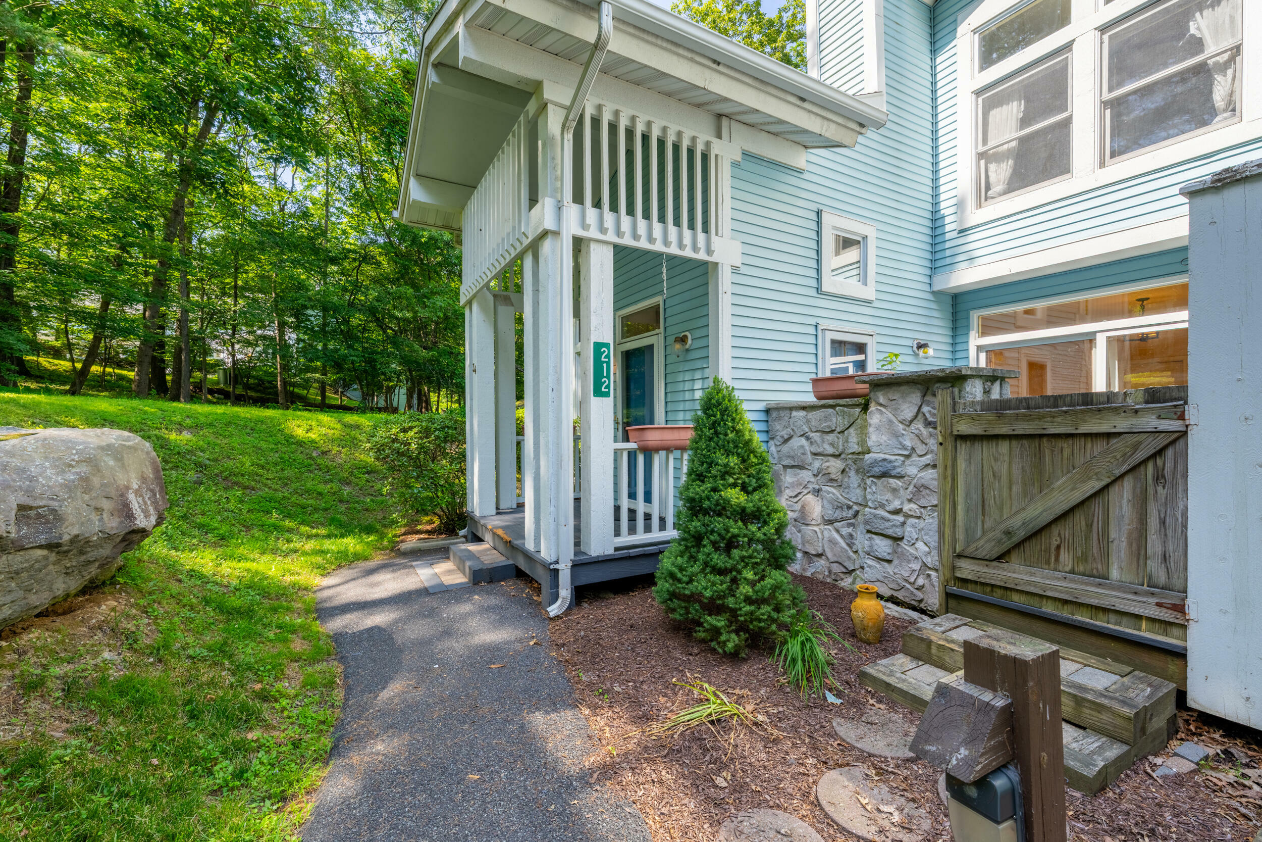 Property Photo: 212 Abbington Drive PA 18302