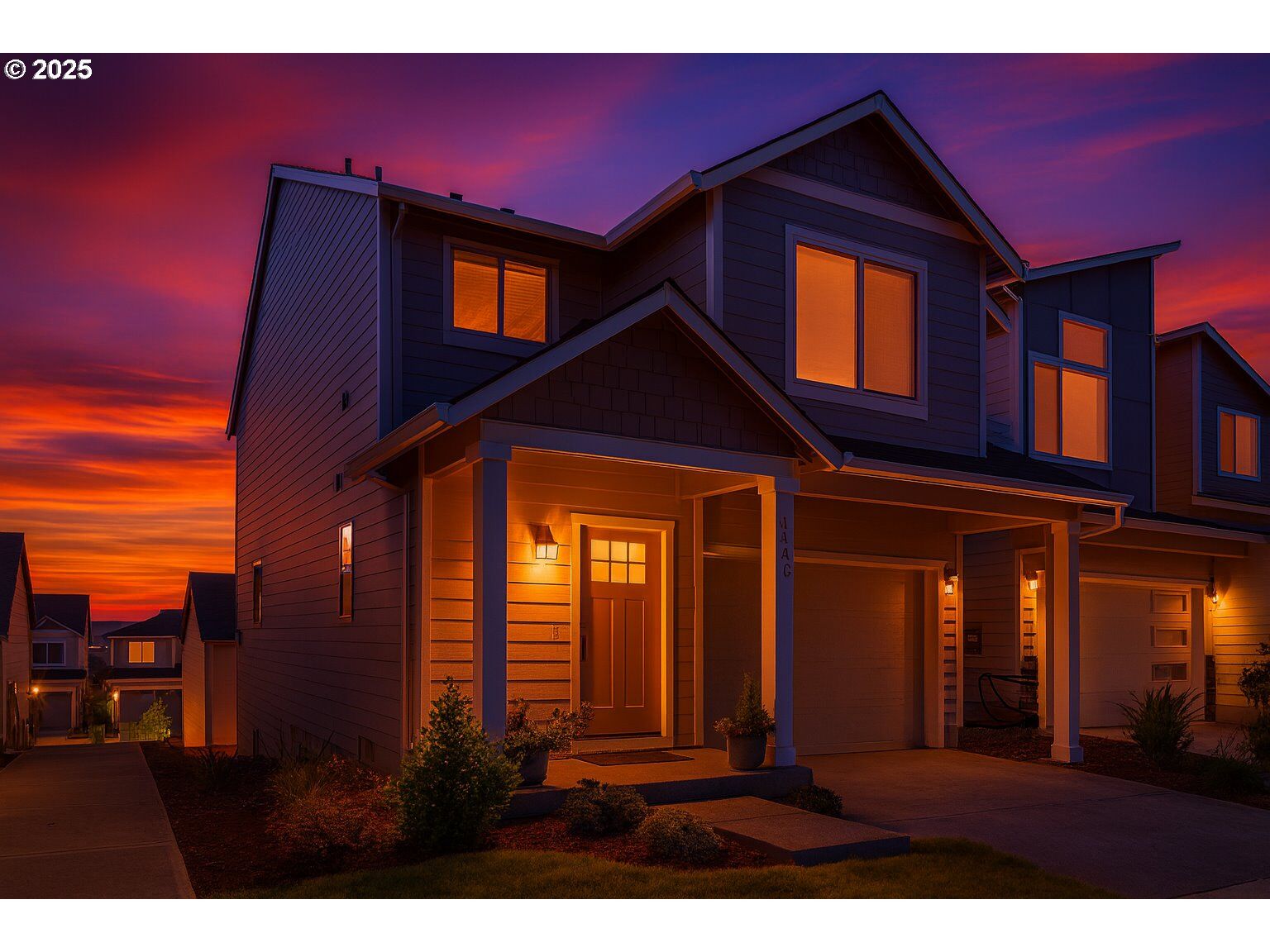 Property Photo:  1540 19th Ave  OR 97116 