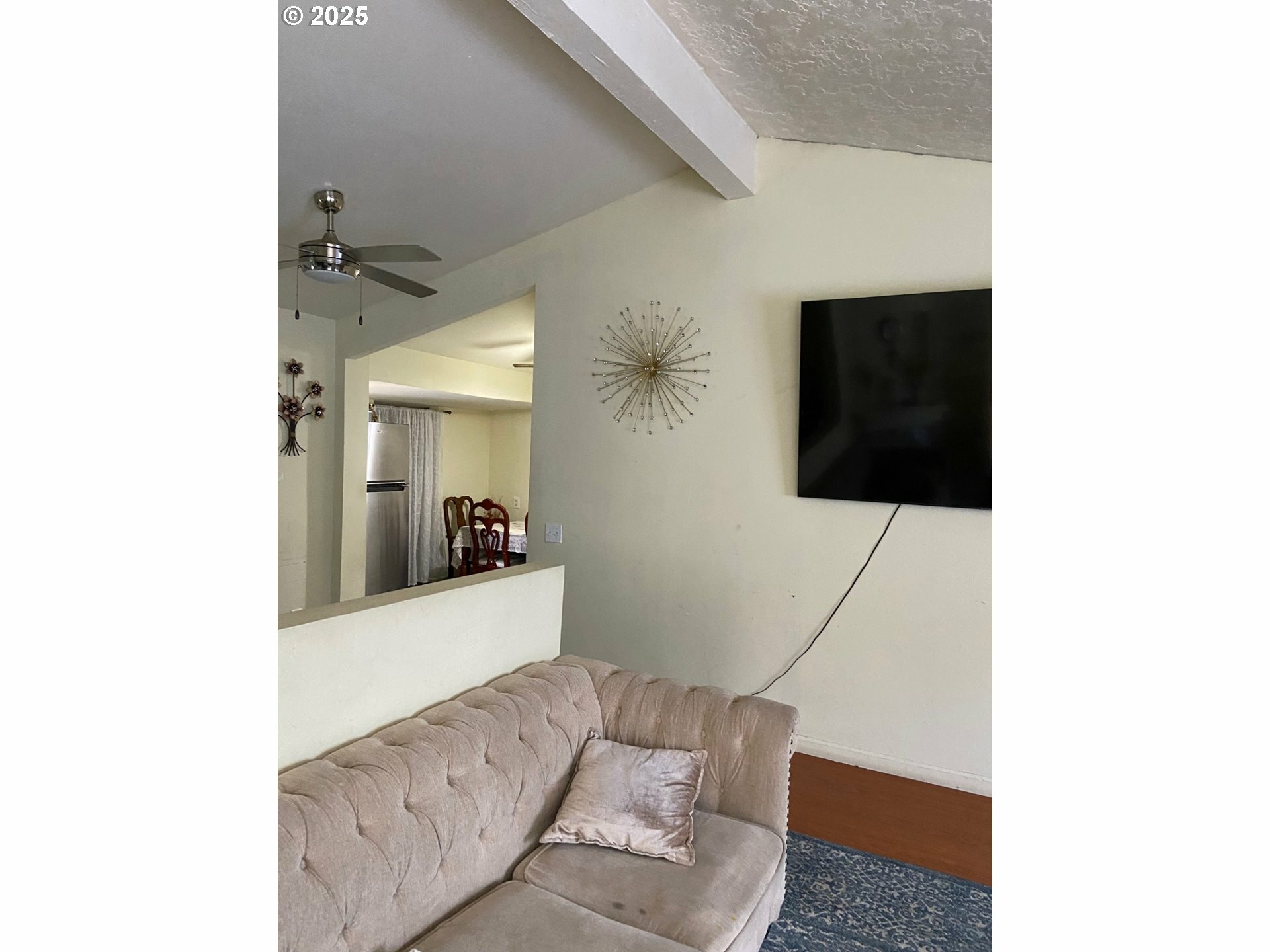 Property Photo: 14407 SE Stephens St OR 97233