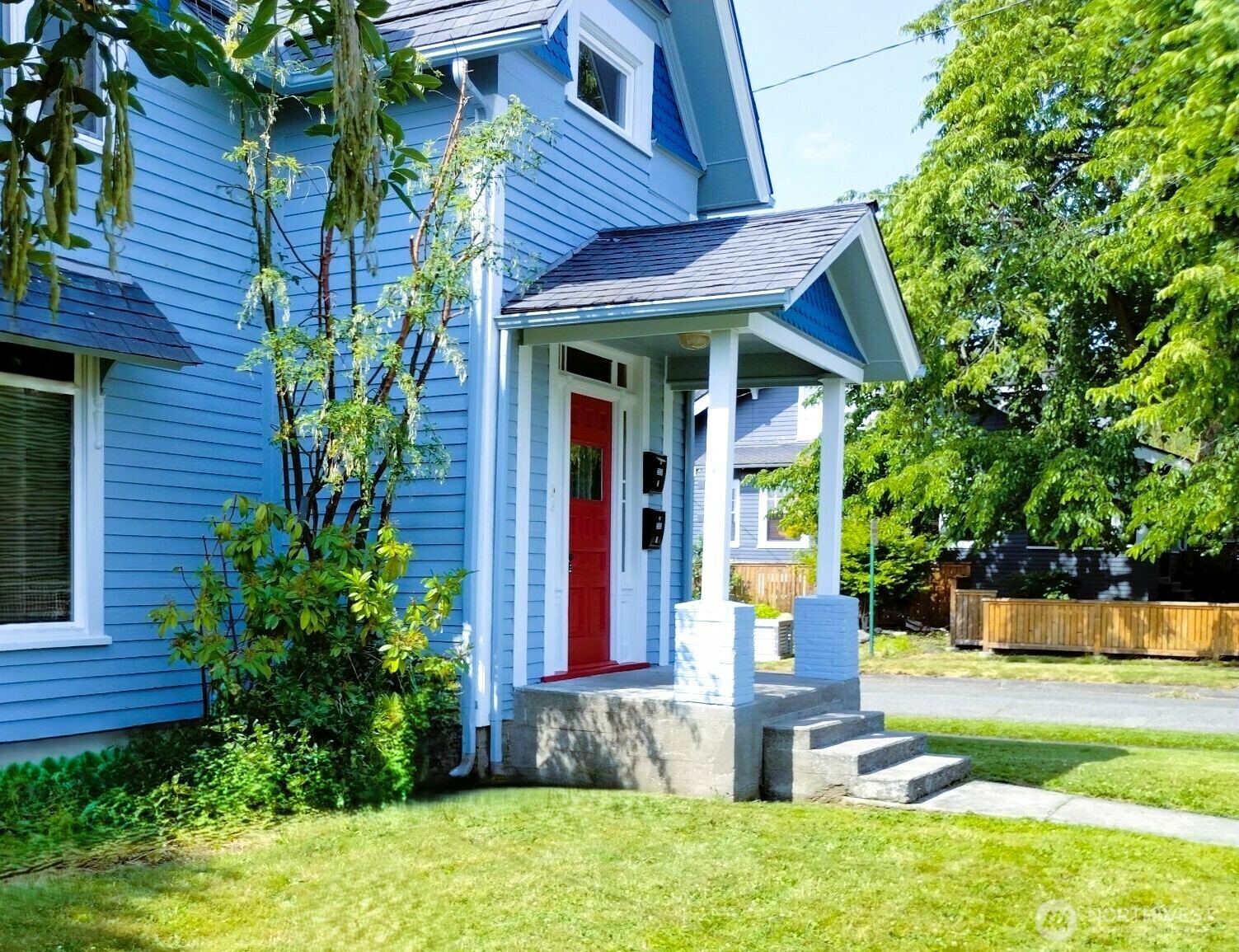2523  H Street  Bellingham WA 98225 photo