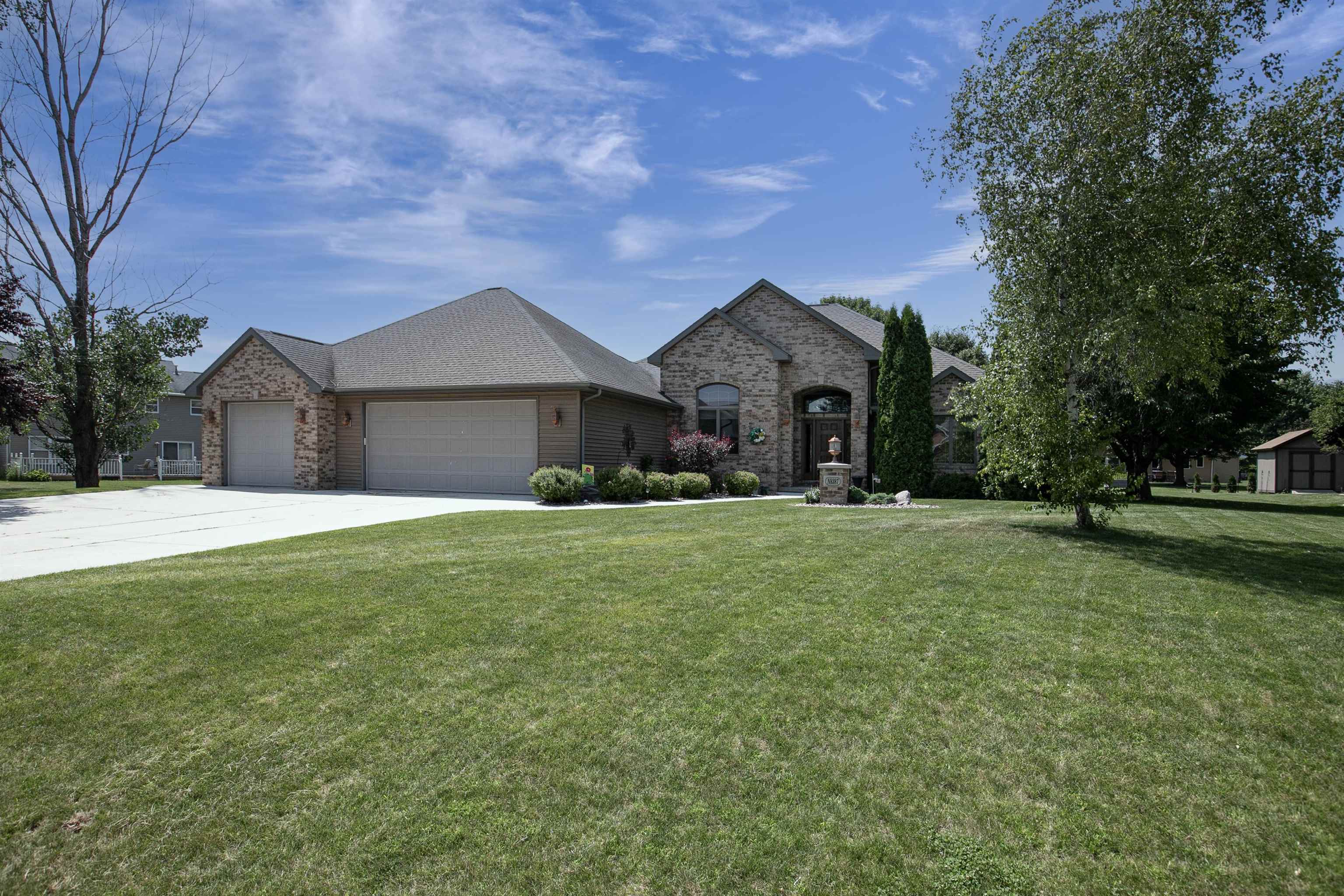 Property Photo: N8387 Royce Court WI 54952