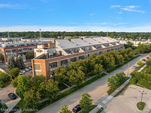 333 E Parent Avenue 18  Royal Oak MI 48067 photo