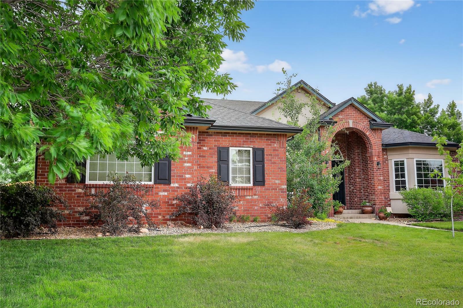 Property Photo: 5926 S Elkhart Court CO 80016