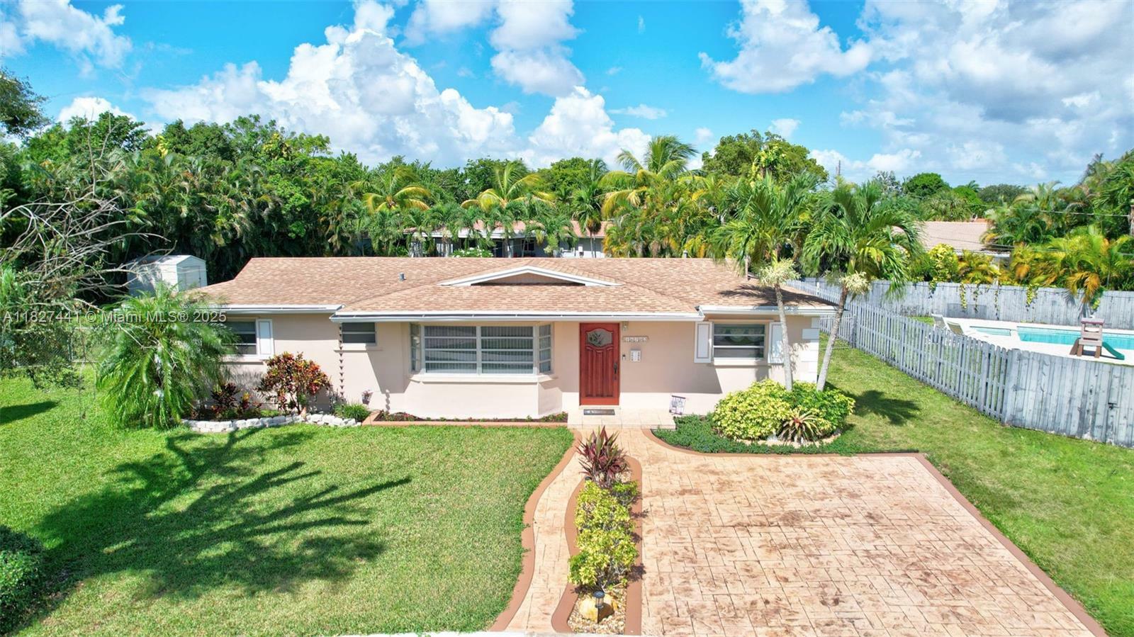 Property Photo: 16702 NW 73rd Ct FL 33015