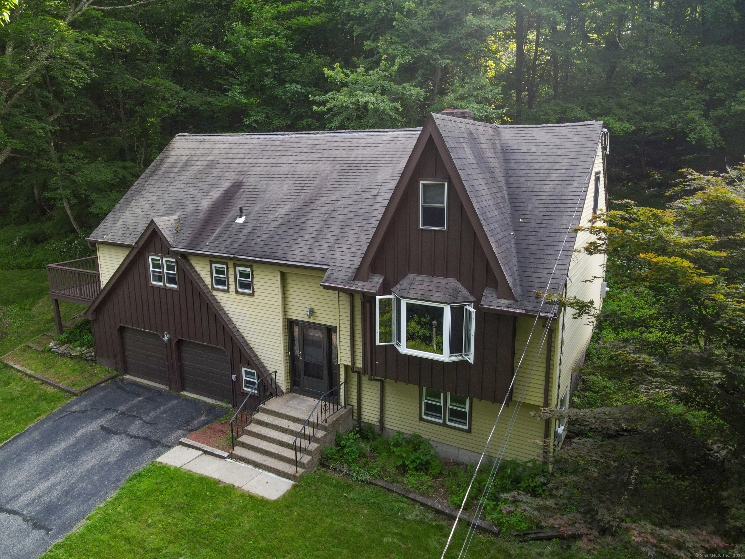 Property Photo: 166 South Main Street CT 06447