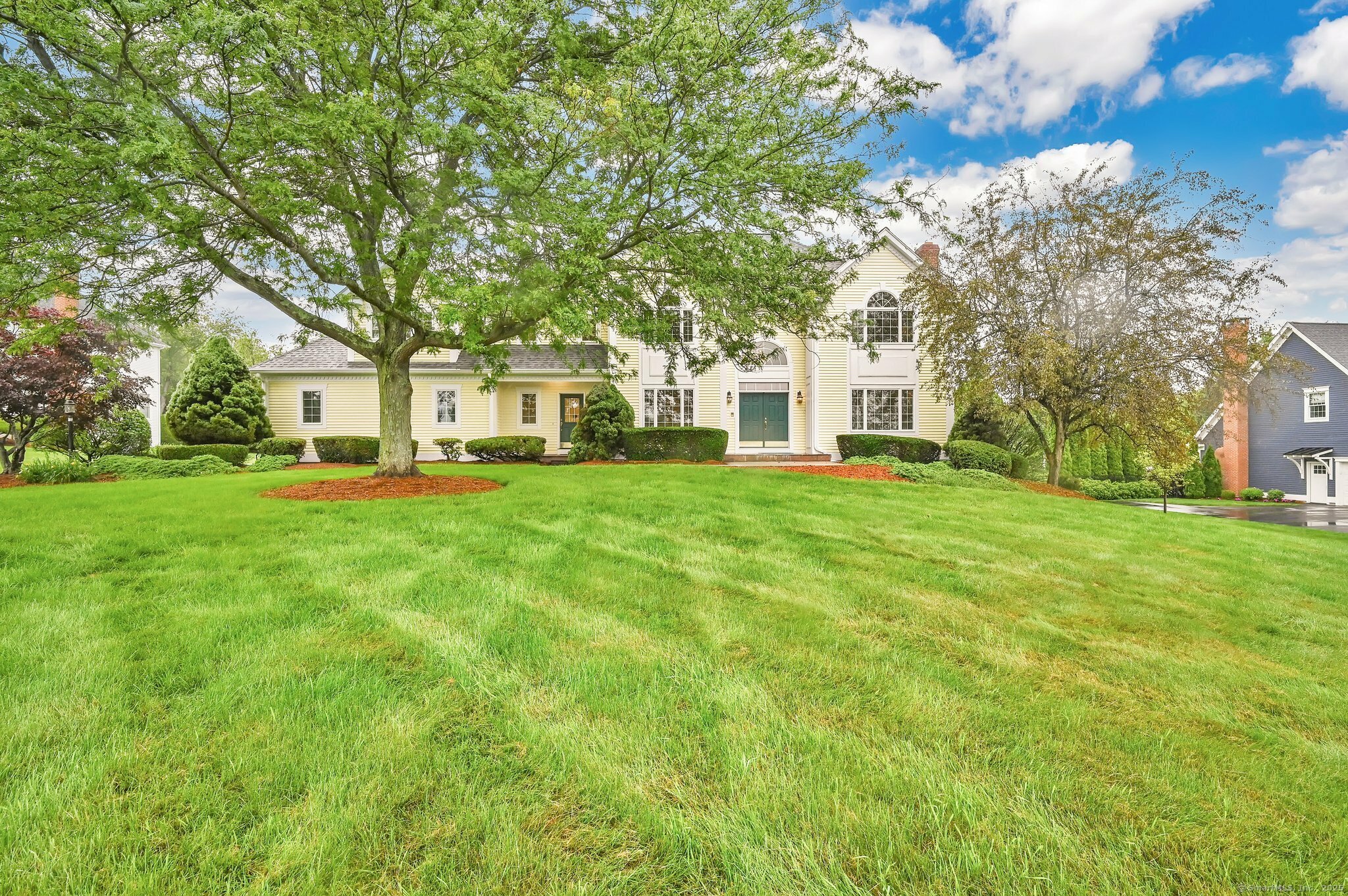 Property Photo: 106 Brentwood Drive CT 06033