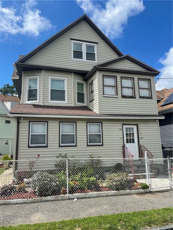 Property Photo: 115 Oak Street 3 CT 06604