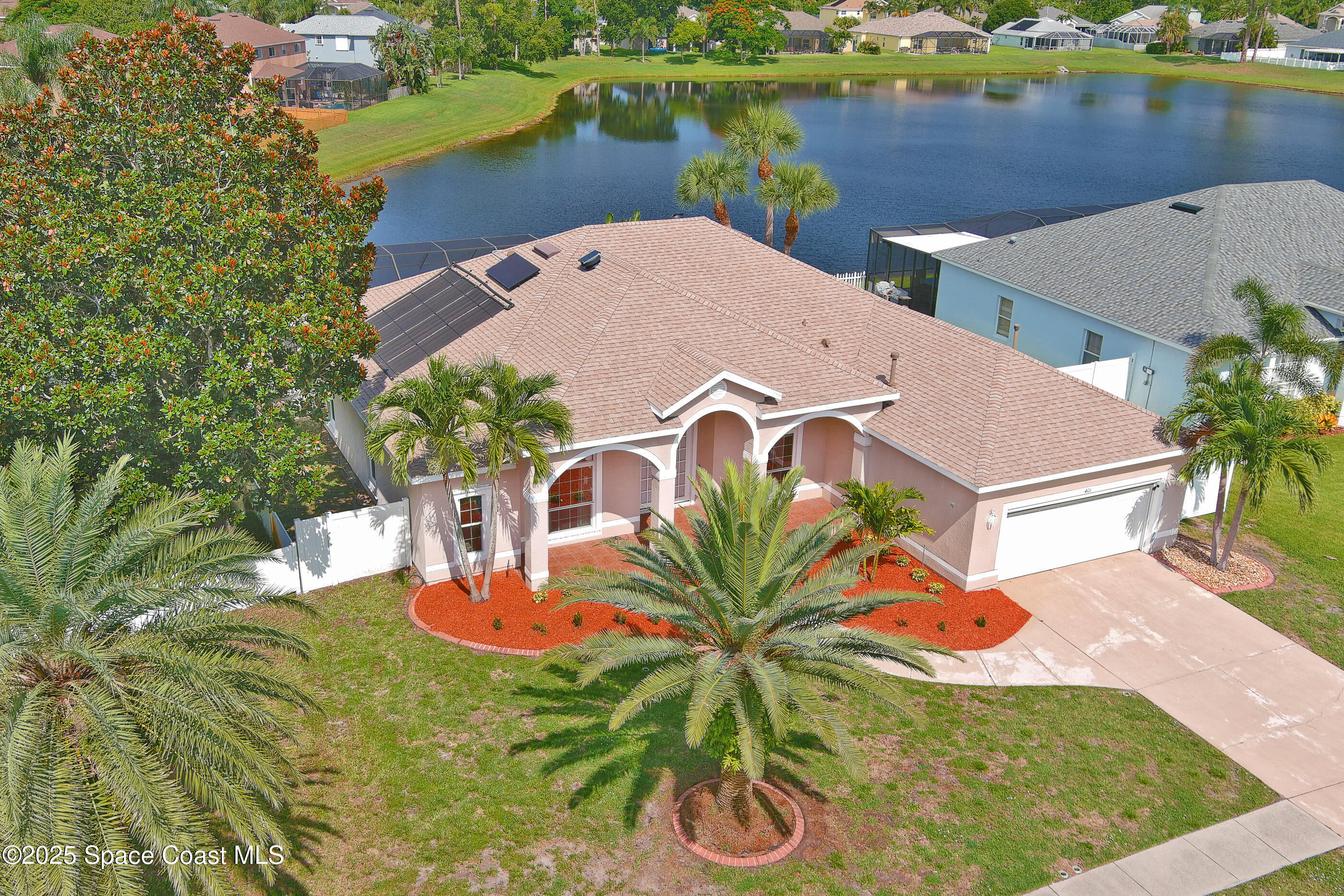 Property Photo: 401 Stonehenge Circle FL 32955