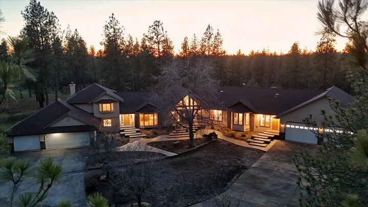 Property Photo: 12912 E Gibbs Rd WA 99023