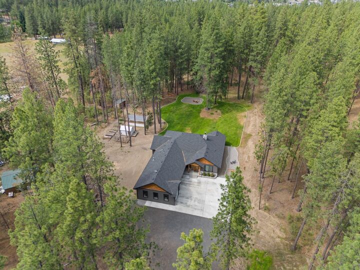 Property Photo:  7617 S Cedar Rd  WA 99224 