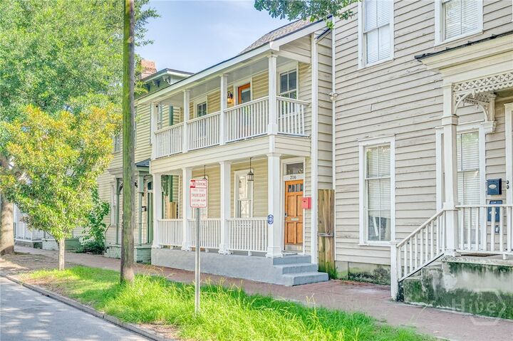 Property Photo: 216 W Henry Street GA 31401