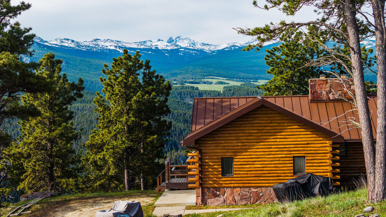 Property Photo:  74 Blacktooth Road  WY 82833 