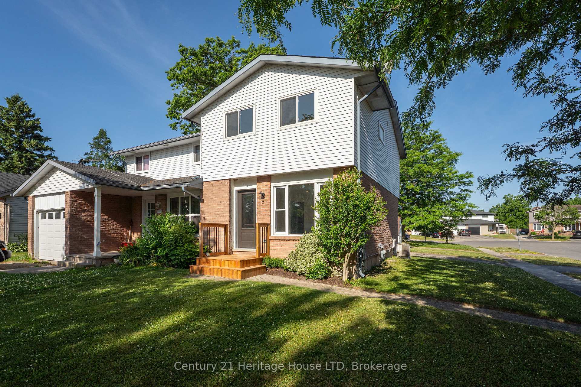 Property Photo: 114 Northgate Drive ON L3C 5Y5