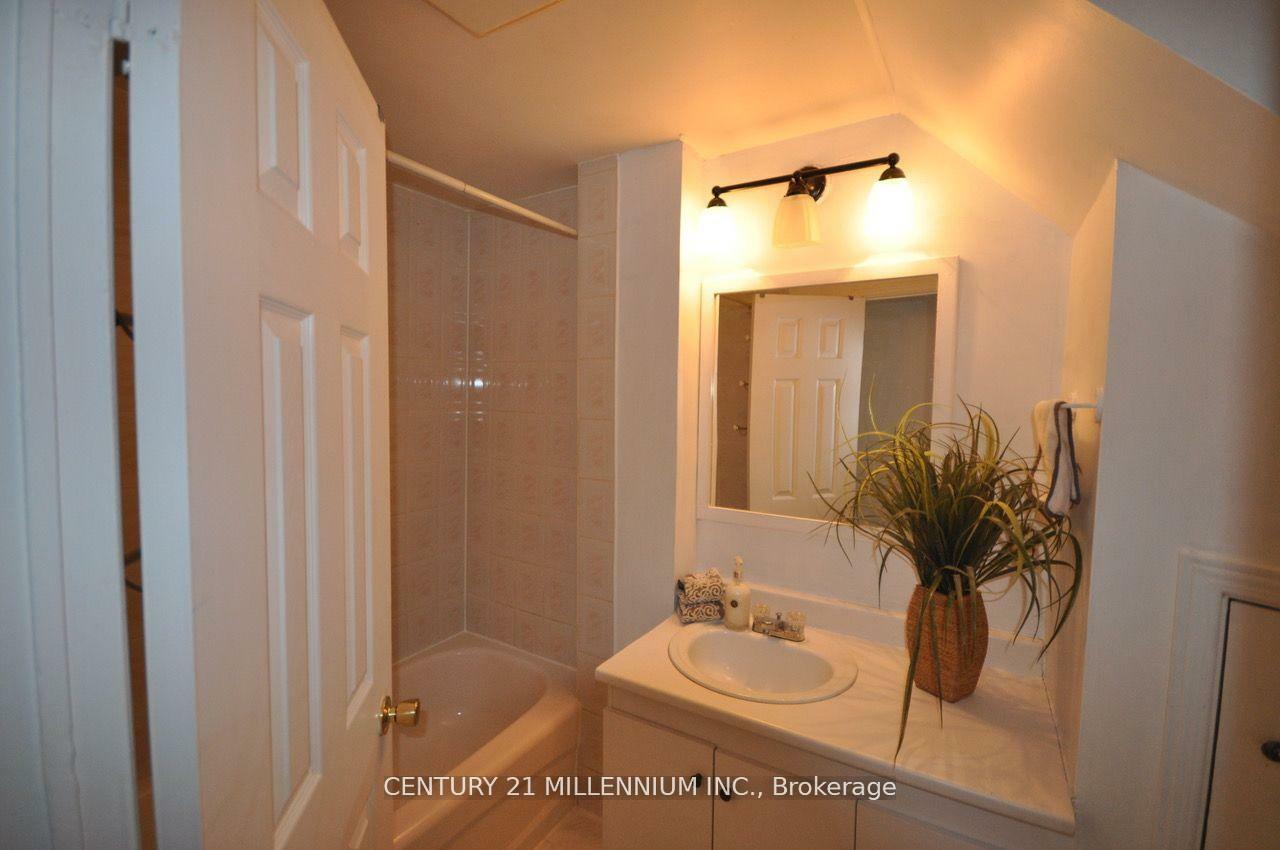 Property Photo: 30 Corby Crescent Upper Level ON L6Y 1H1