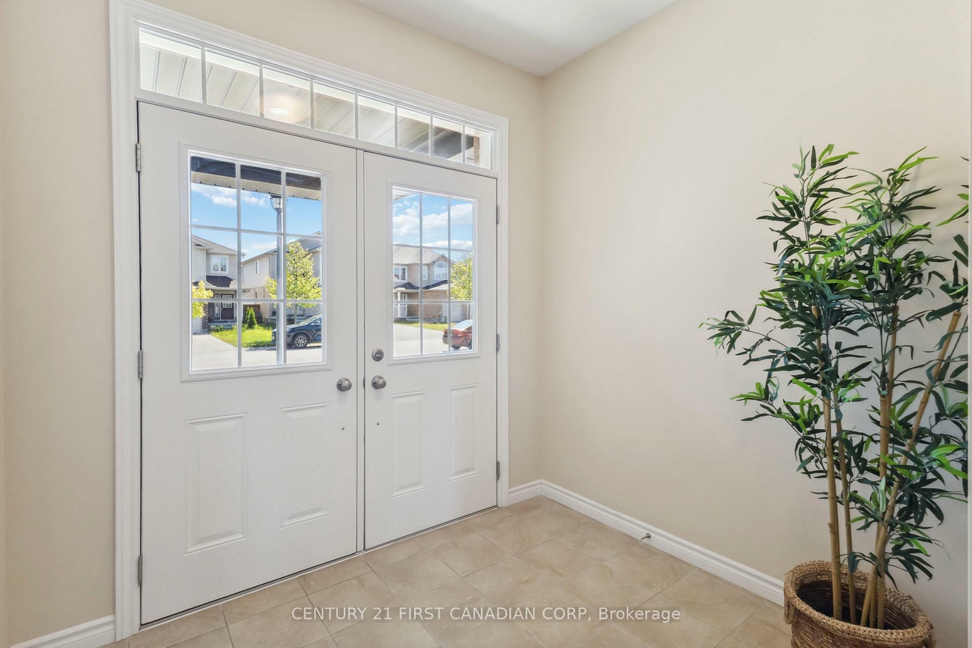 Property Photo: 1879 Sedgefield Row ON N6G 0G4