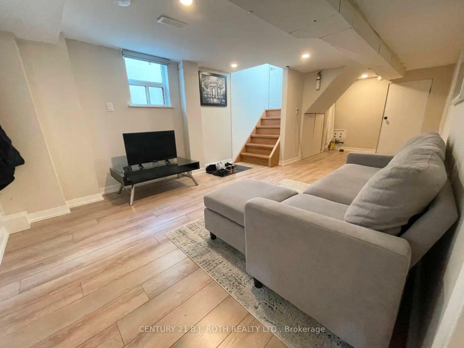Property Photo:  7 Ashmore Avenue Lower  ON M8Z 4C5 
