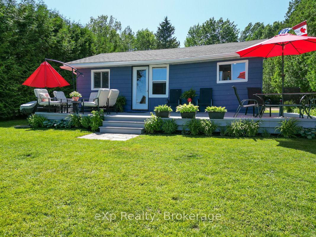 Property Photo: 135 Lakeview Road ON N0H 1G0
