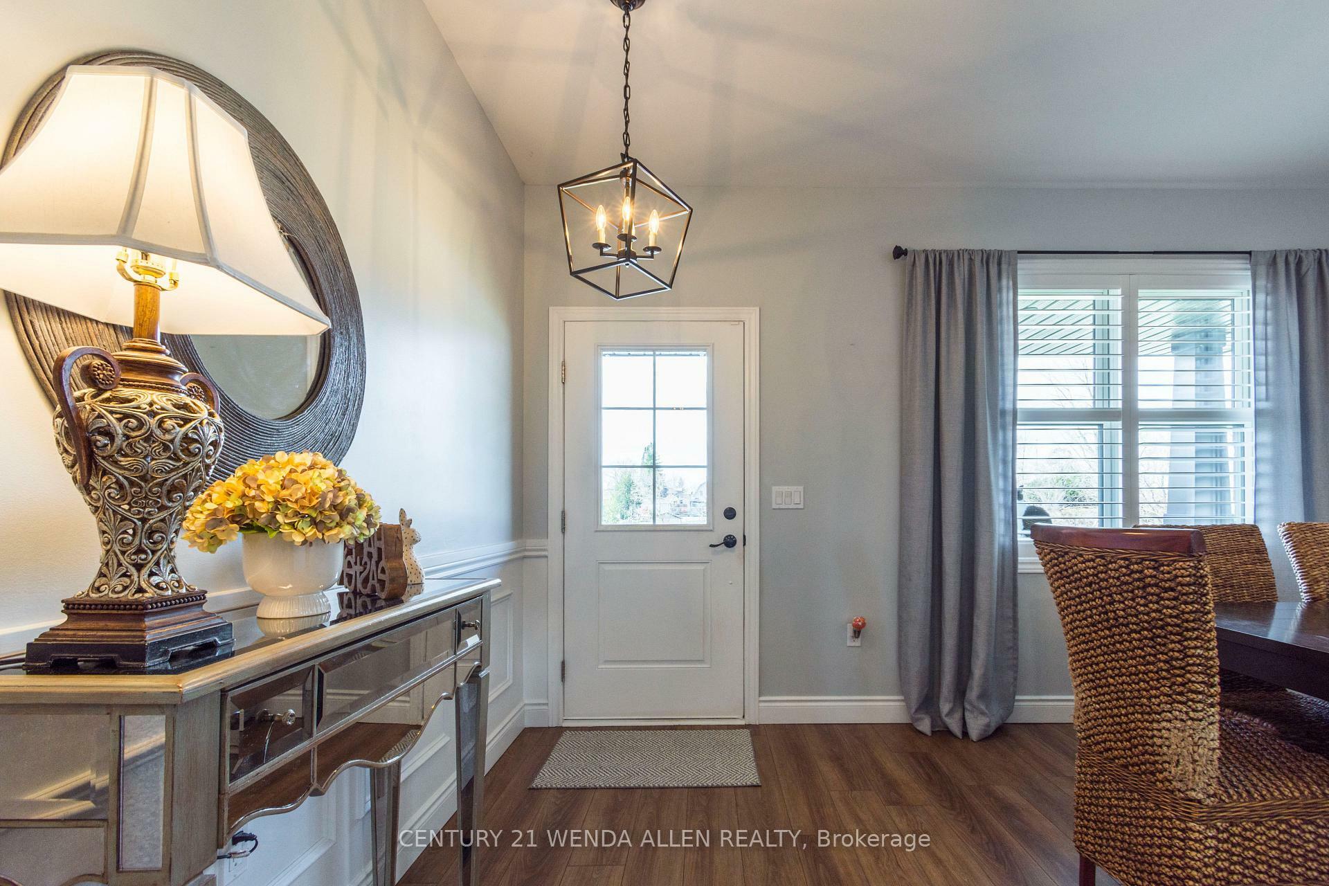 Property Photo: 6 Carrick Street ON K0K 3E0
