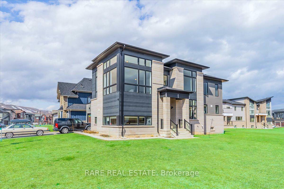 120 Stoneleigh Drive  Blue Mountains ON L9Y 5J6 photo