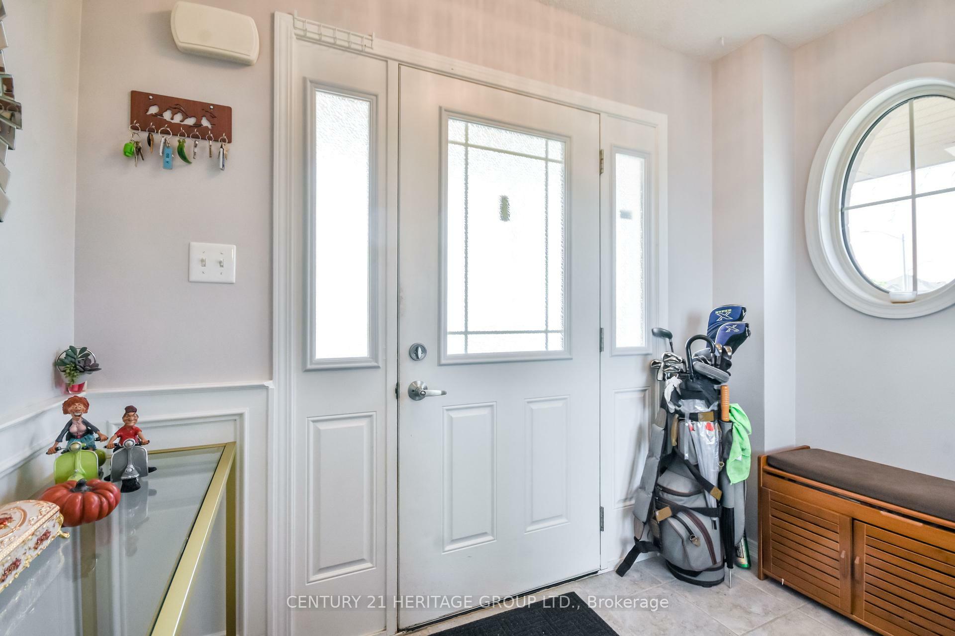 Photo de la propriété: 2080 Gibson Street ON L9S 0H4