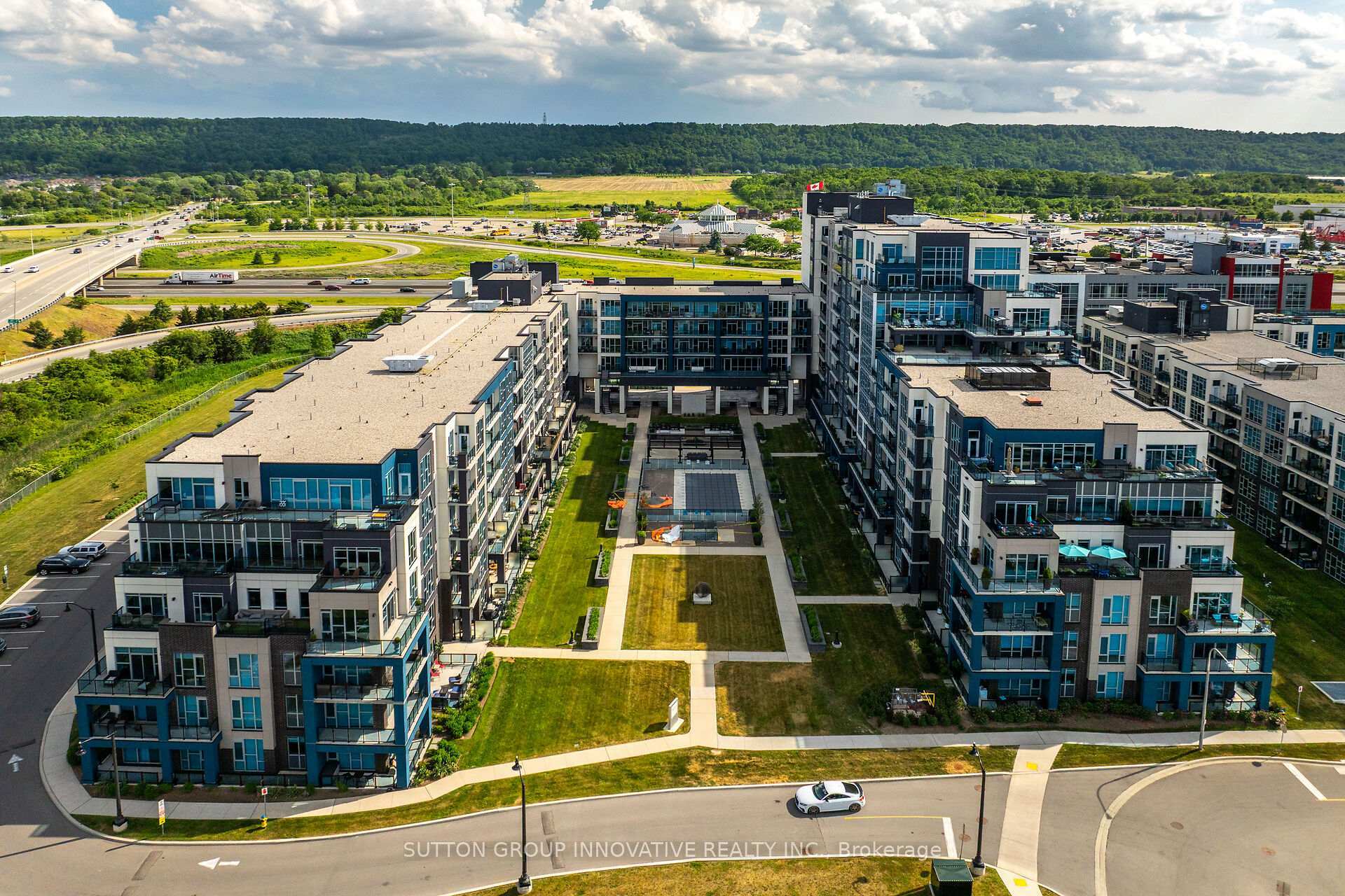 Property Photo: 16 Concord Place 623 ON L3M 4E8