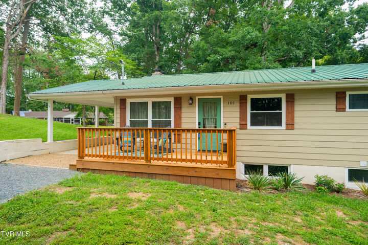 Property Photo:  101 Ridgewood Drive  TN 37620 