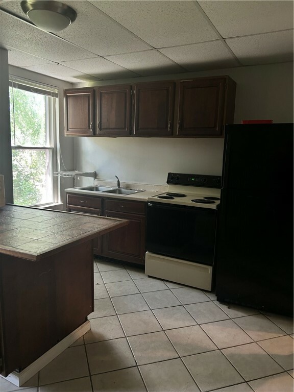 Property Photo: 180 Oneida St 1 PA 15211
