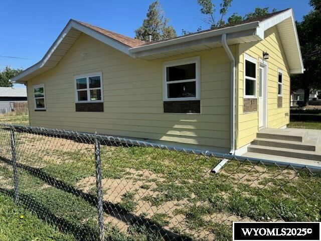 Property Photo: 1126 N Lincoln St WY 82601-0000