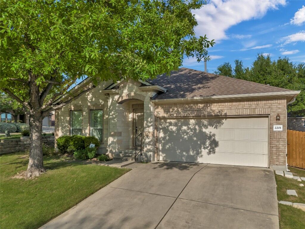 Property Photo:  2201 Christoff Loop  TX 78748 