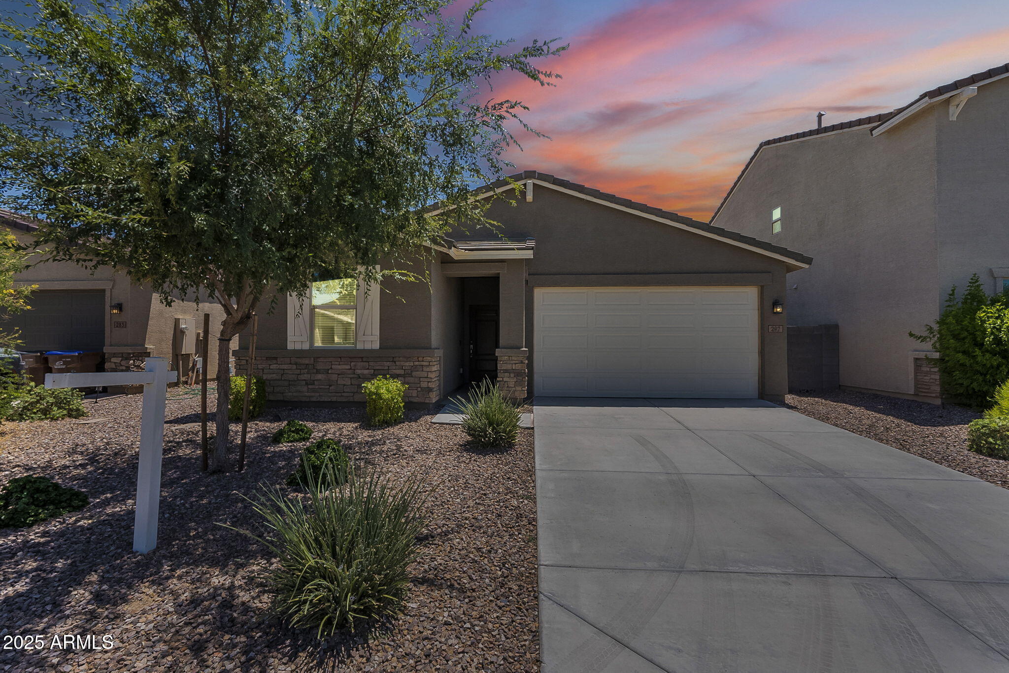 Property Photo: 297 W Nikita Drive AZ 85140