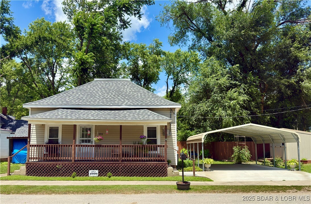 Property Photo: 435 Main Street MO 65550