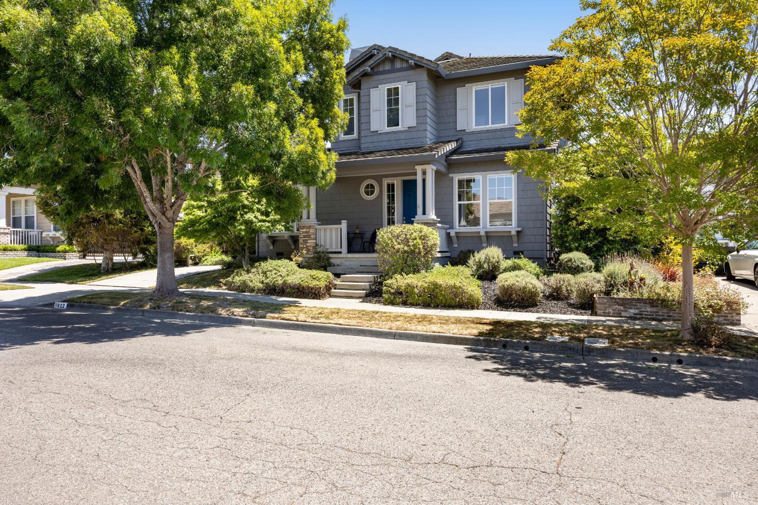 Property Photo: 1922 Buckingham Lane CA 94954