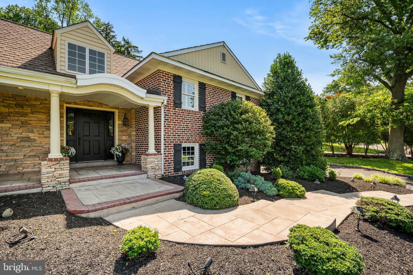 Property Photo: 2895 Gradyville Road PA 19008