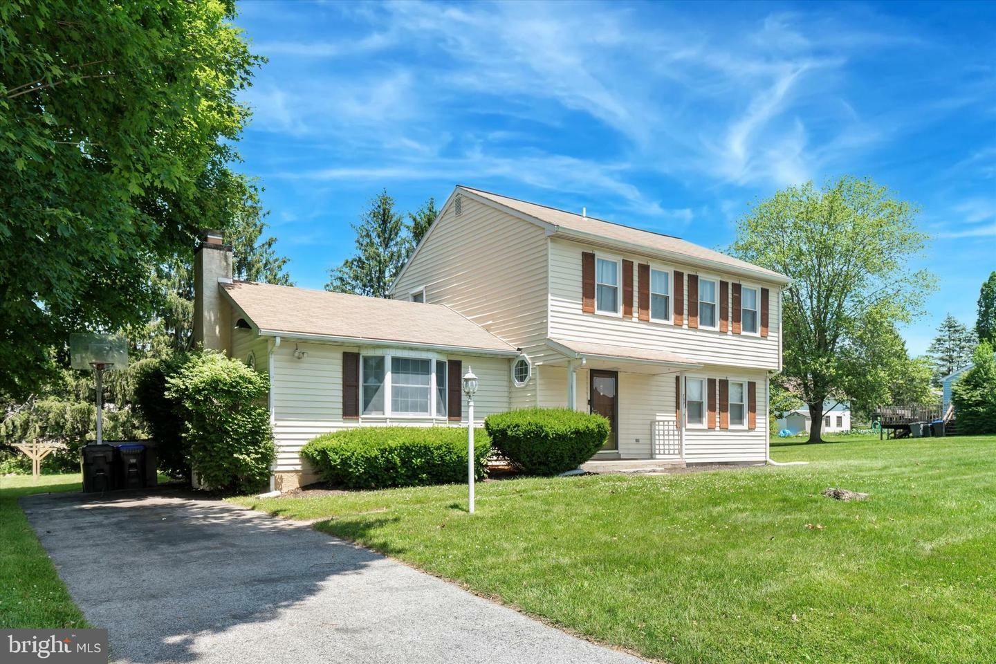 Property Photo: 739 3rd Avenue PA 19310