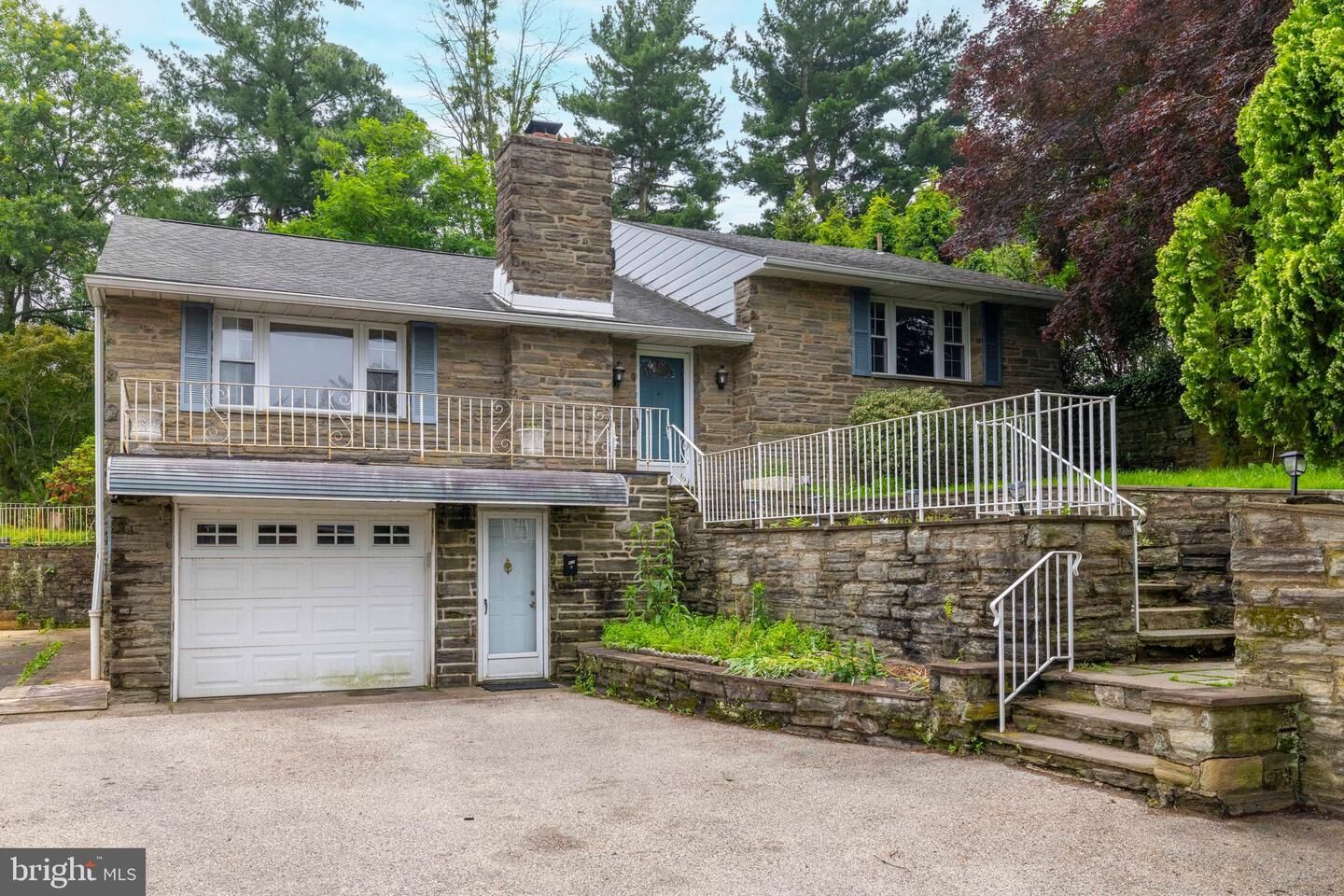 Property Photo: 617 Markle Street PA 19128