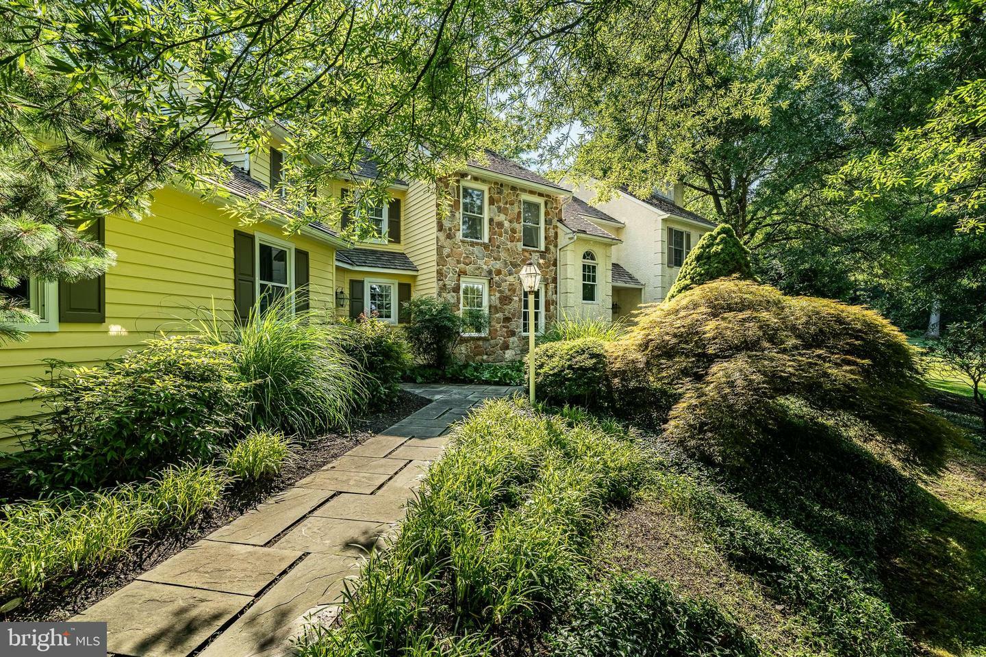 701 Haldane Drive  Kennett Square PA 19348 photo