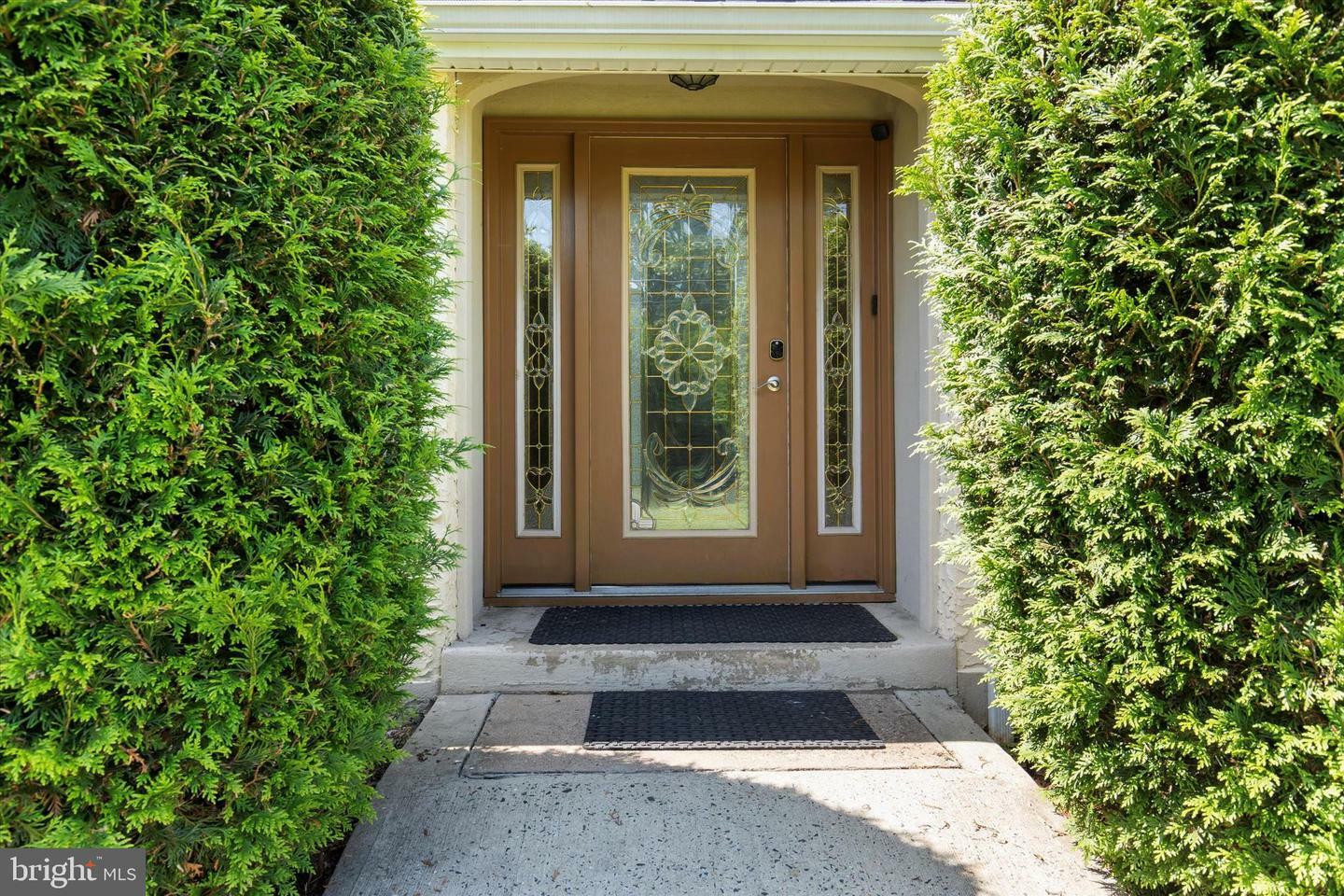 Property Photo: 530 Babylon Road PA 19002