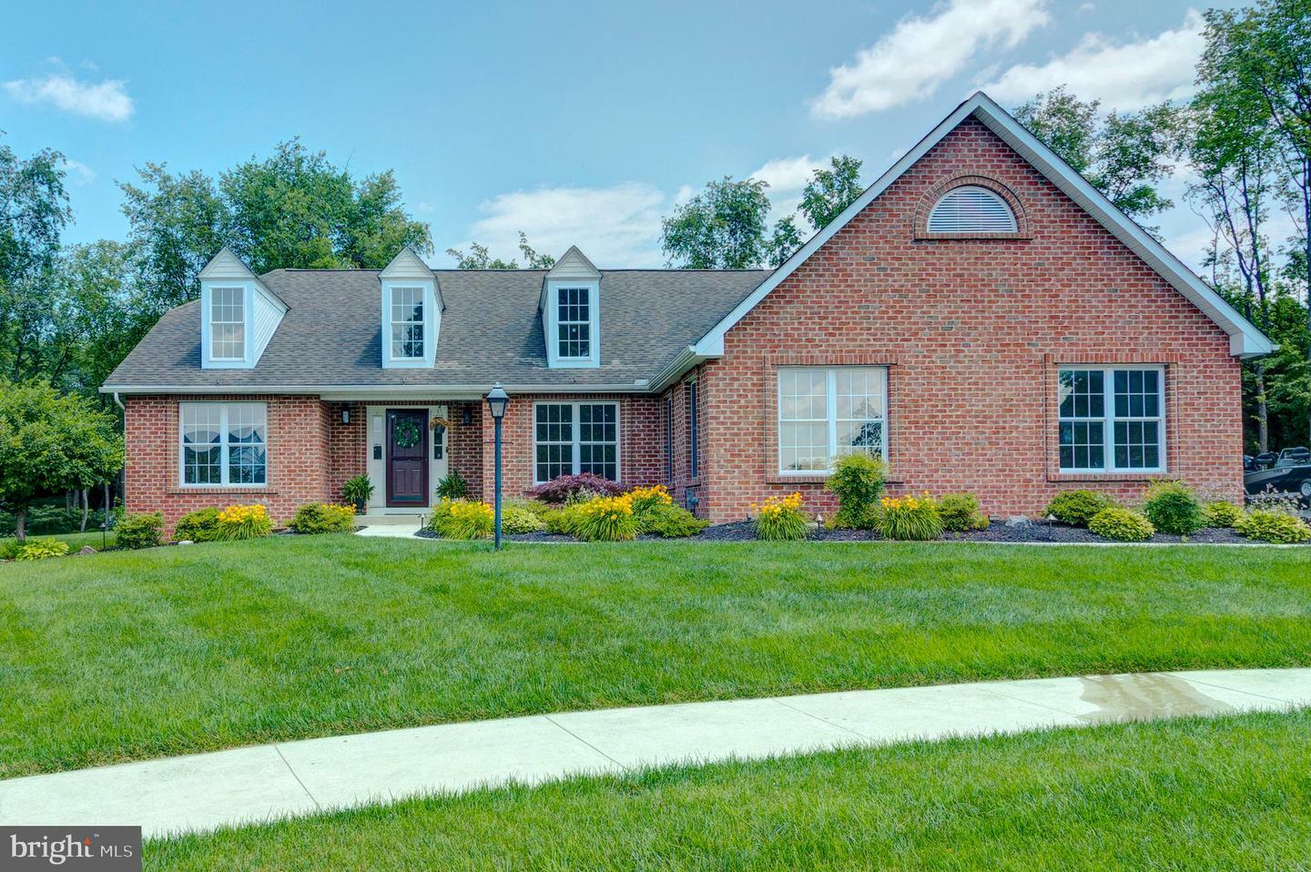 Property Photo: 5802 Stephens Crossing PA 17050