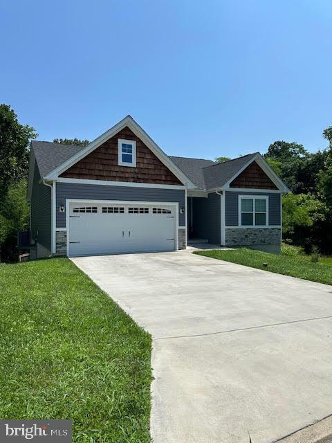 Property Photo: 46 Village Circle WV 25425