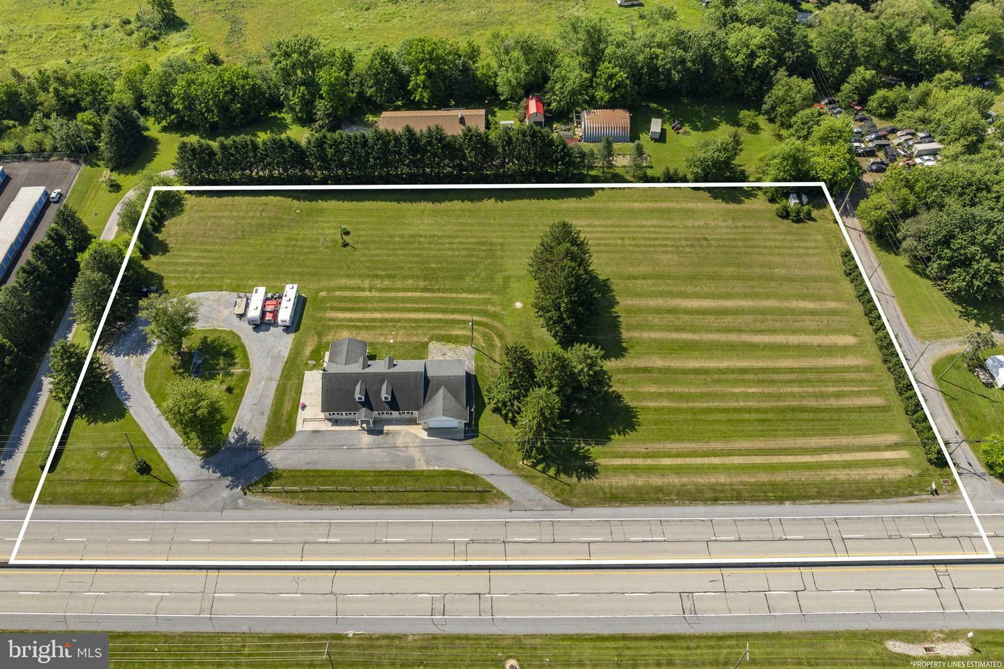 Property Photo: 2860 Route 22 22 PA 17026