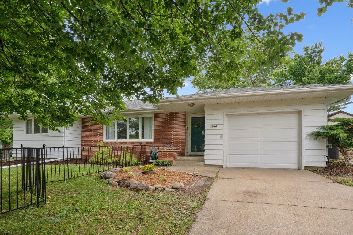 1104 Olive Street  Cedar Falls IA 50613 photo