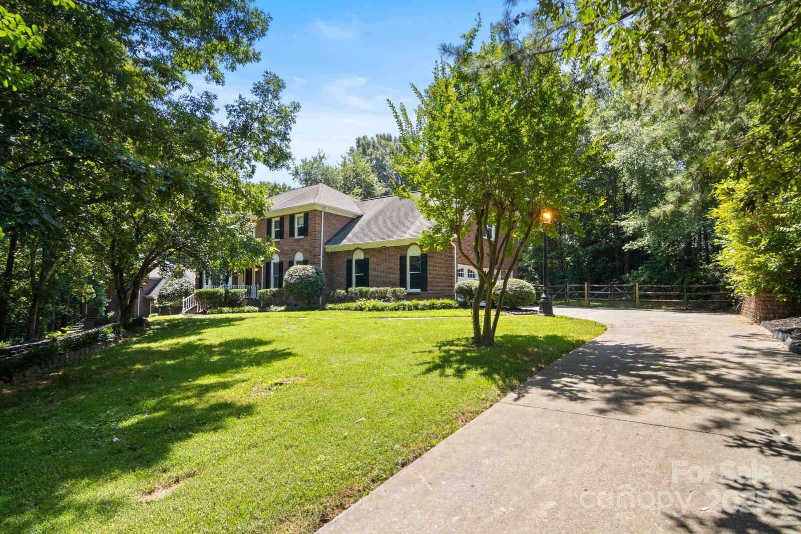 Property Photo: 1134 Willow Oaks Trail NC 28104