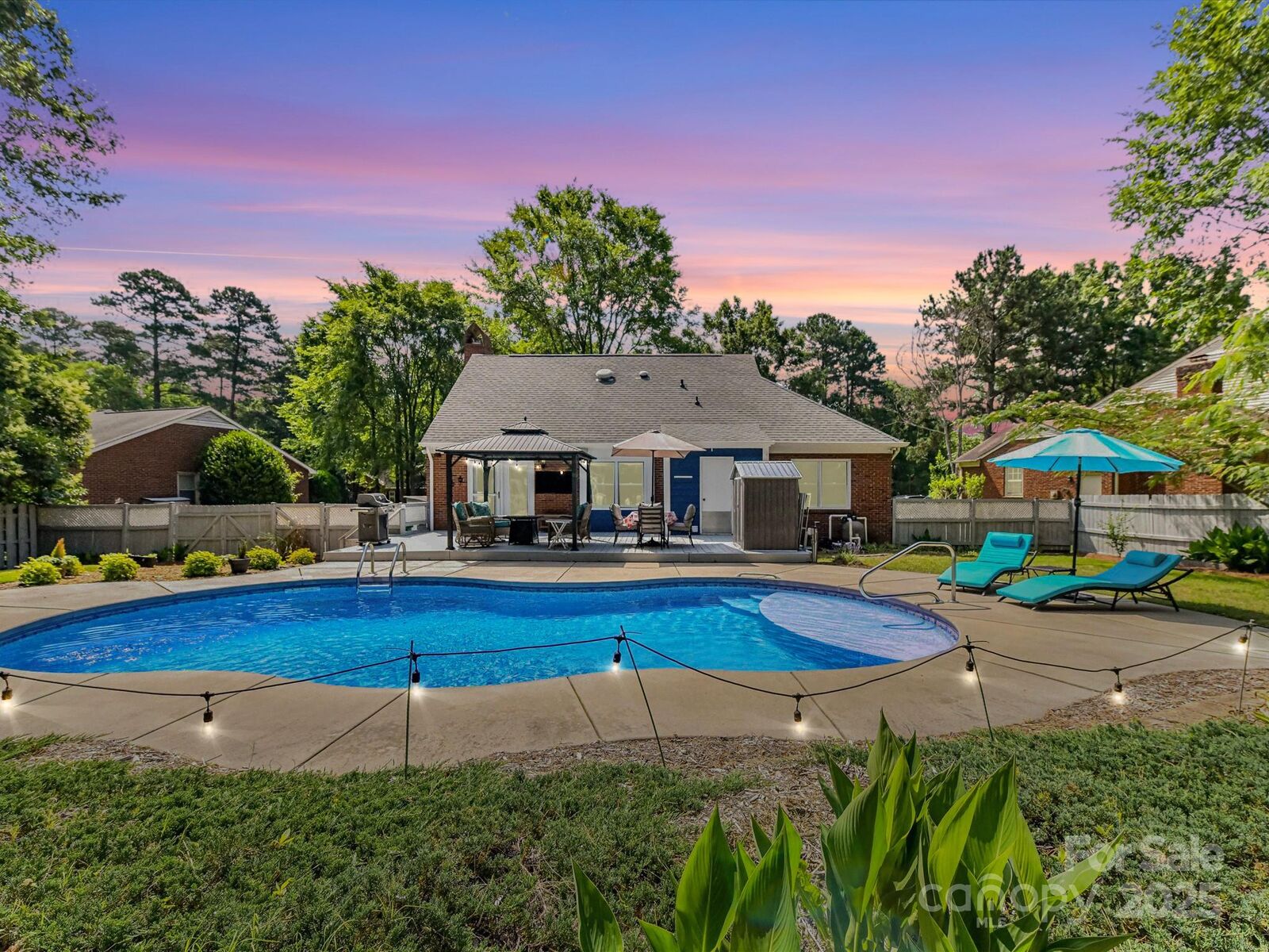 Property Photo:  7139 Powder Mill Place  NC 28277 