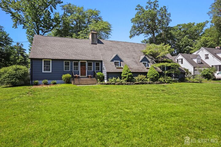 386 Franklin Road  North Brunswick NJ 08902 photo