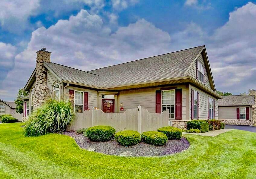 715 Sherman Bluff Way  Lancaster OH 43130 photo