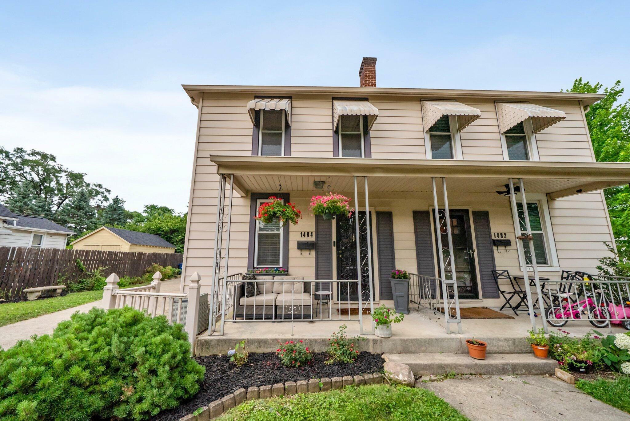 Property Photo: 1484 Glenn Avenue OH 43212