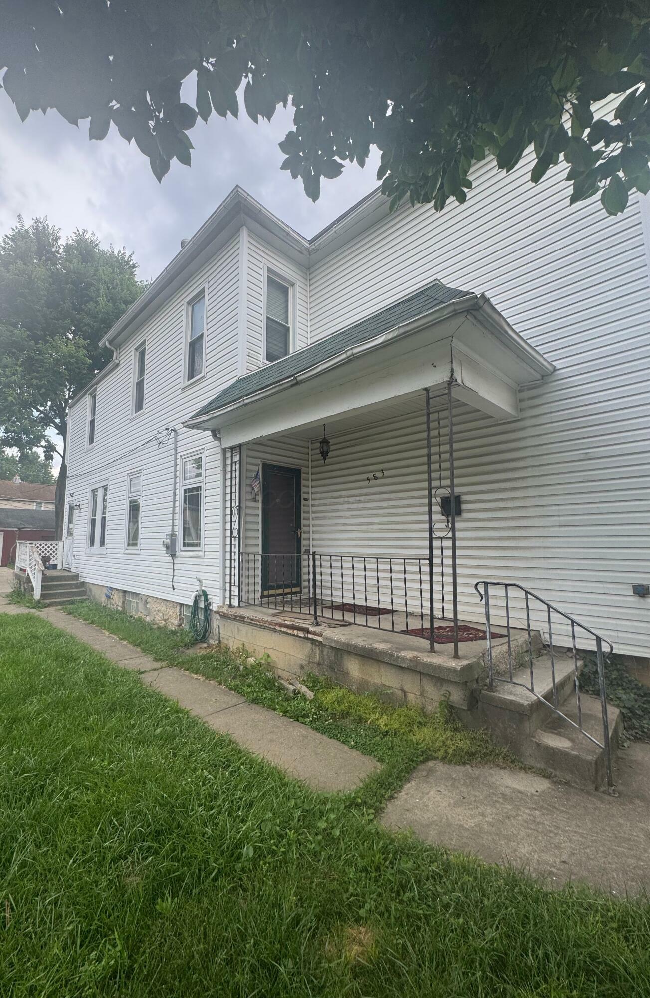 Property Photo: 583 E Columbus Street OH 43206