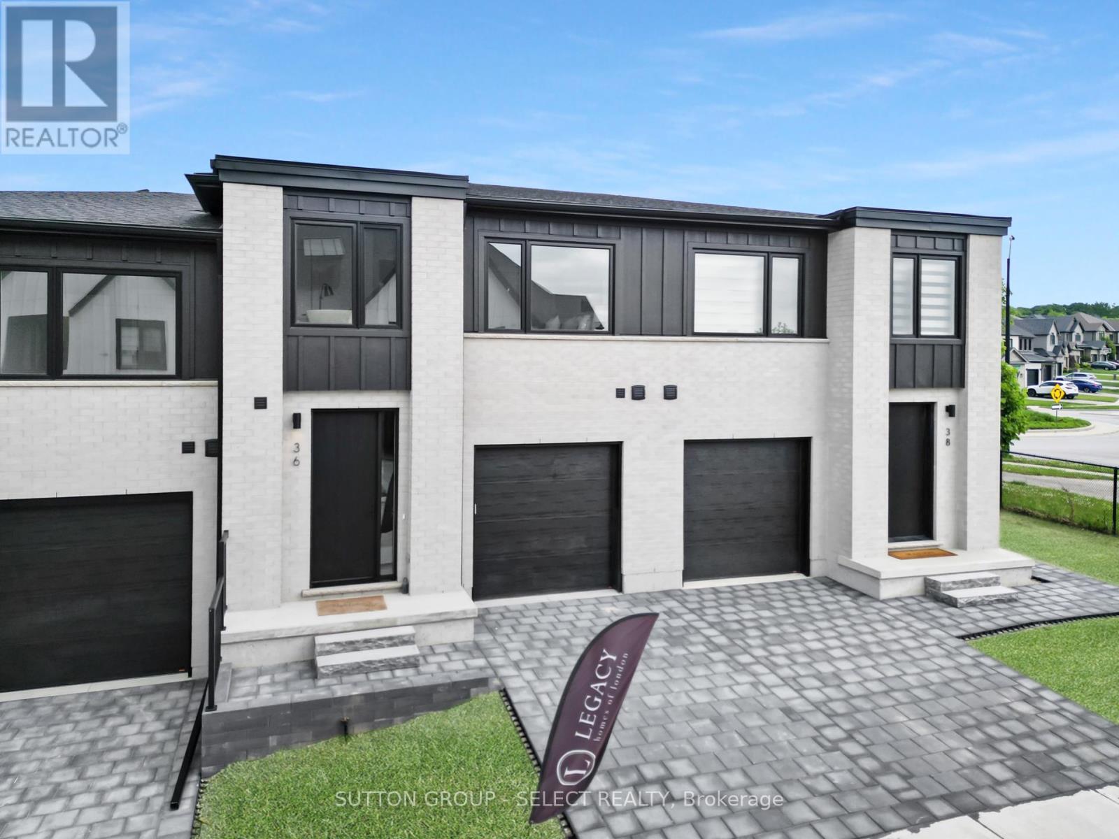 Property Photo: 1175 Riverbend Road 30 ON N6K 0L2