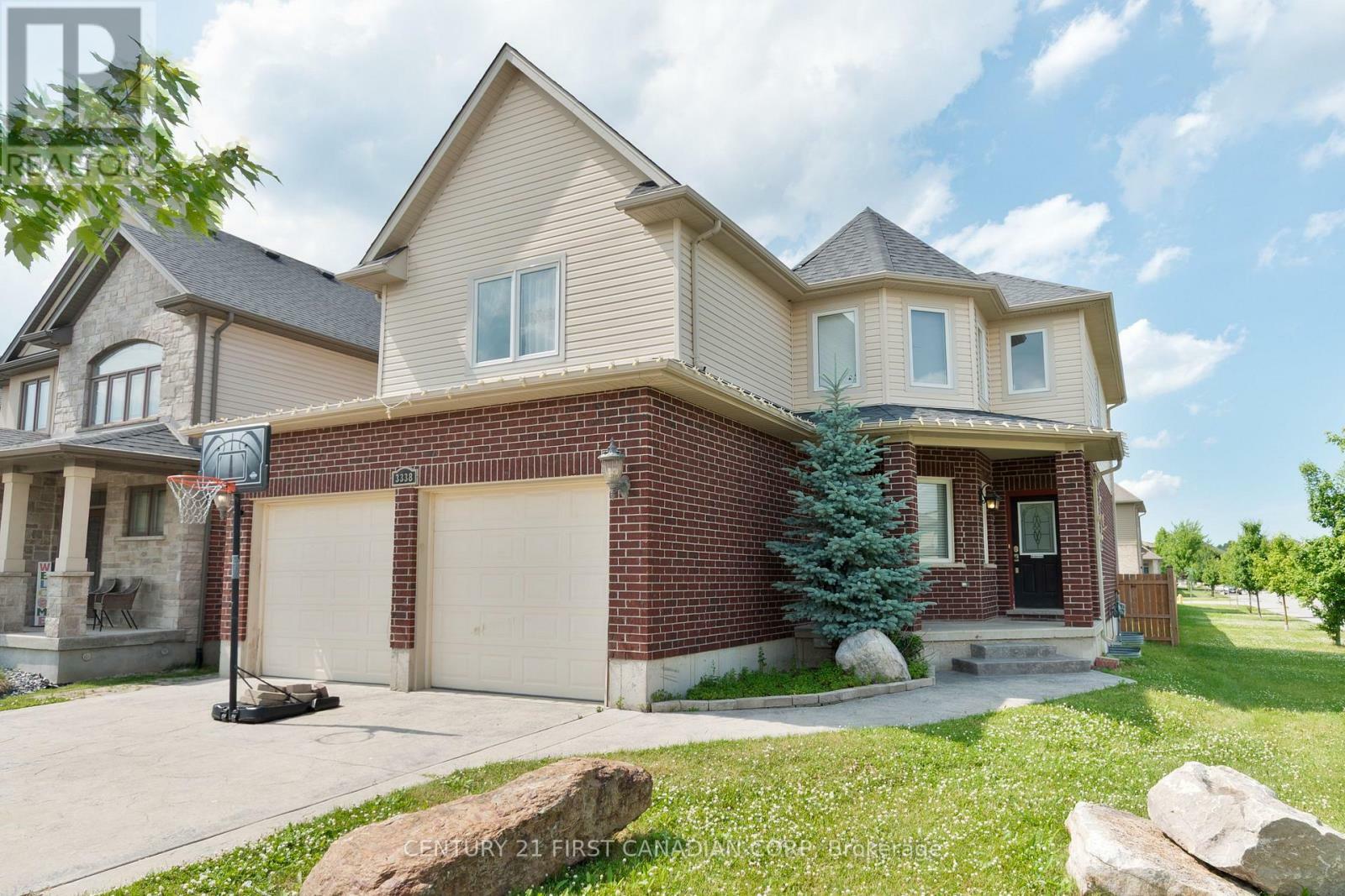 Property Photo: 3338 Jinnies Way ON N6L 0C5