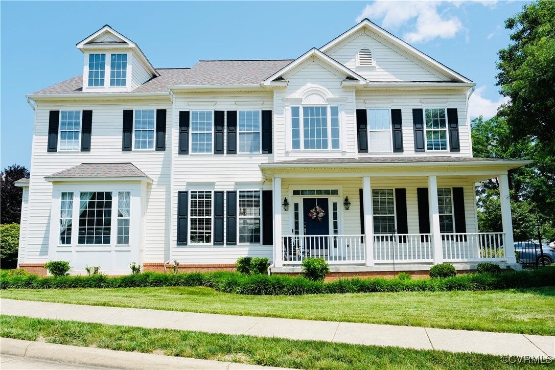 Property Photo: 43314 Fullerton Street VA 20147